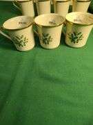 Lenox Holiday 11 cups 4 saucers