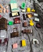 Vintage Babies & Baby Doll Furniture
