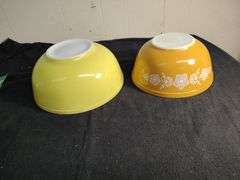 2 Pyrex bowls-- 1- 1971 "Butterfly Gold" 1- 1945-50 yellow