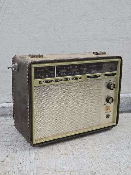 Heathkit GR-17 AM/FM Portable Radio. 5C
