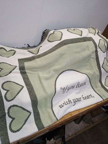 3 blankets. 7a