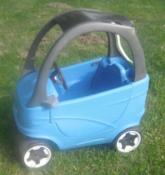 Blue & Black Little Tikes Car