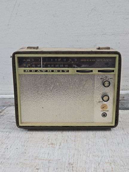 Heathkit GR-17 AM/FM Portable Radio. 5C