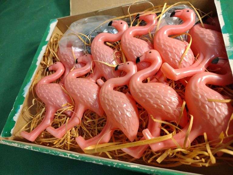 Flock of flamingos light set