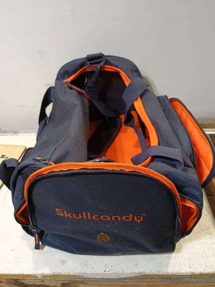 Skullcandy bag. 9c