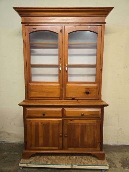 1980's Curio Cabinet - "Open Home" Collection