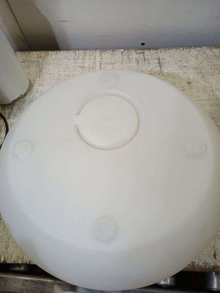 Vicks vaporizer. 7b