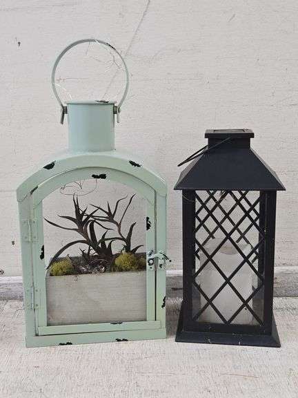 Distressed Green Lantern with Faux Plant & LED Lantern. 5C