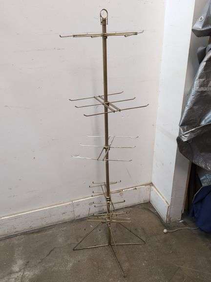 Display spin rack