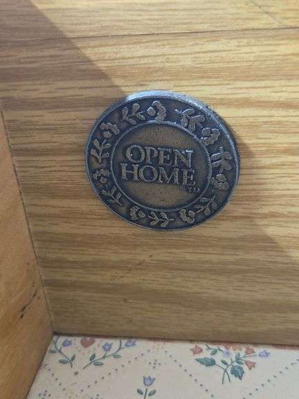 1980's Curio Cabinet - "Open Home" Collection
