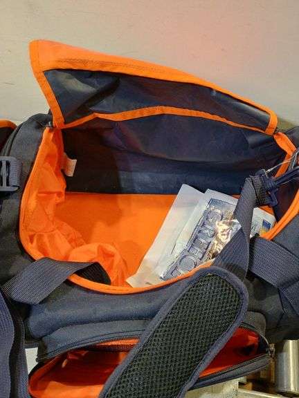 Skullcandy bag. 9c