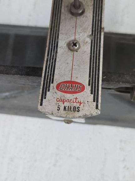 Vintage Ohaus Balance Scale. 6D