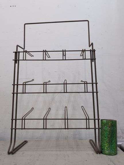 Metal table top display stand. 3a