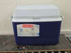 Rubbermaid 56 Qt. Cooler. 6A