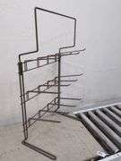 Metal table top display stand. 3a