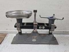Vintage Ohaus Balance Scale. 6D