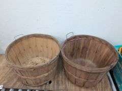 2 bushel baskets. 11b