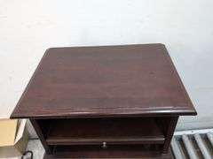 Queen Anne style side table with pull out table top 17" x 12" x 25.5" tall