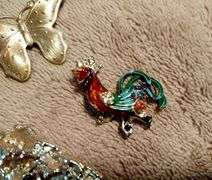 Vintage jewelry. Pins, brooches, earings.