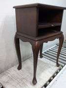 Queen Anne style side table with pull out table top 17" x 12" x 25.5" tall