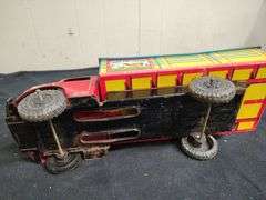 1950's Marx Lazy Day Farm truck
