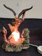 2 Eagle statues