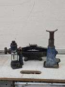 Various Car Jacks. 6D