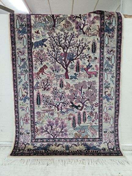 Oriental Wall Hanging / Pictoral Rug. 7B