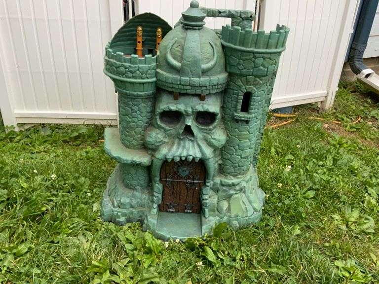 CLASSICS CASTLE GRAYSKULL