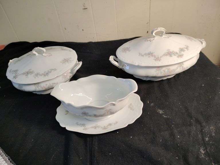 Bavaria China serving dishes serving bowls with lids & gravy boat