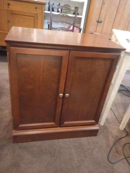 Bombay cabinet 29"×16"×32"