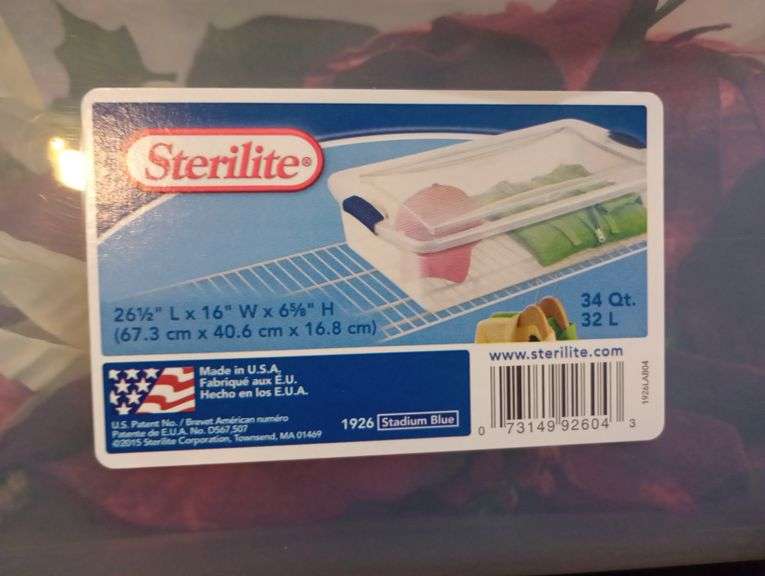 Sterilite 34qt tote of flowers