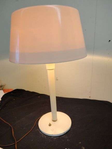 Rare Mid-Century modern Post Atomic age lightoller table lamp 22" tall