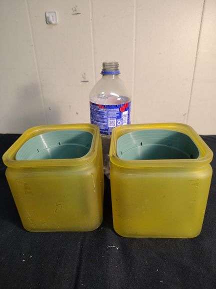 4 Planters