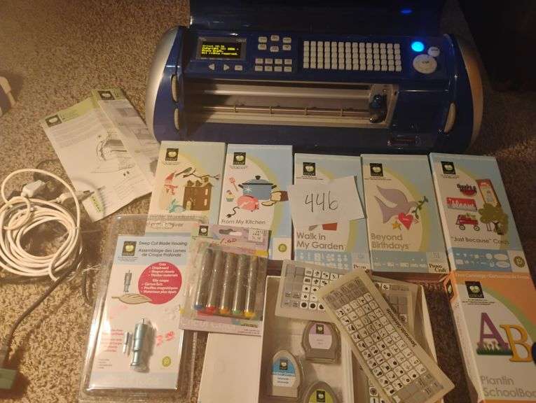 cricut with extras
