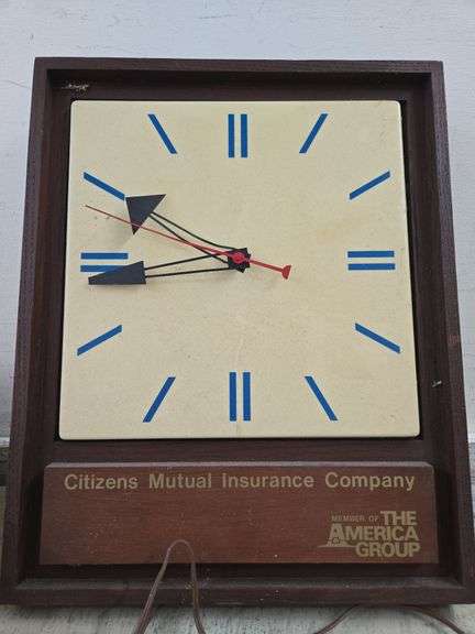 Vintage Citizens Mutual Insurance Company Wall Clock. 4A