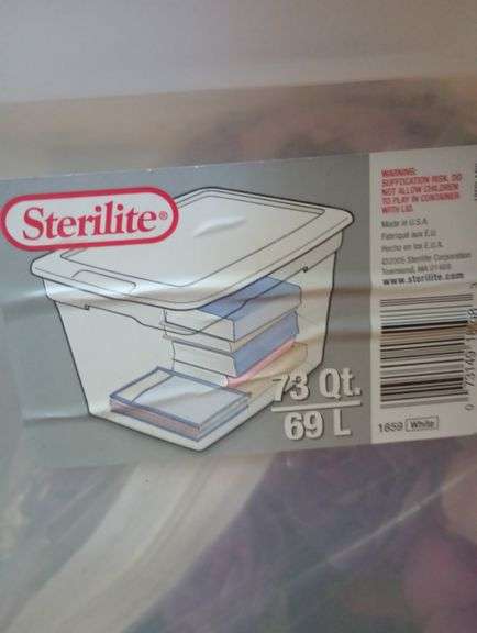 73qt Sterilite tote with flowers