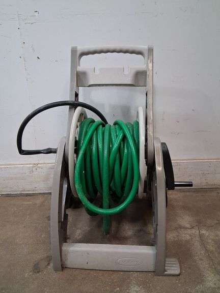 Hose on suncast storage