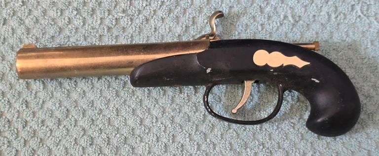 Vintage Derringer Flintlock Pistol