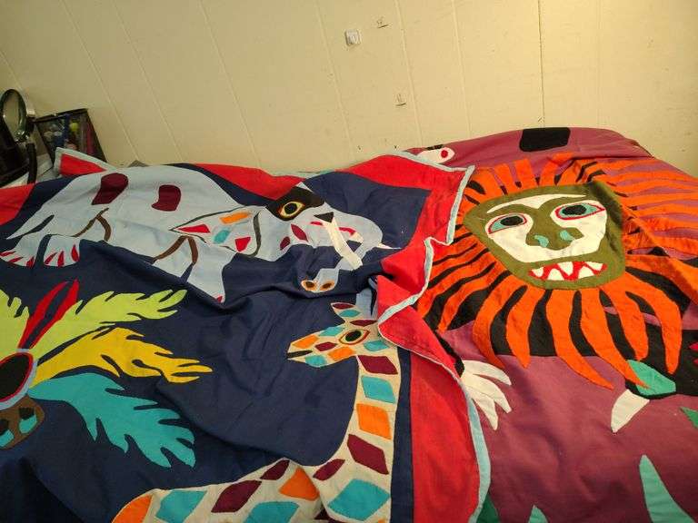 2 African flag banners