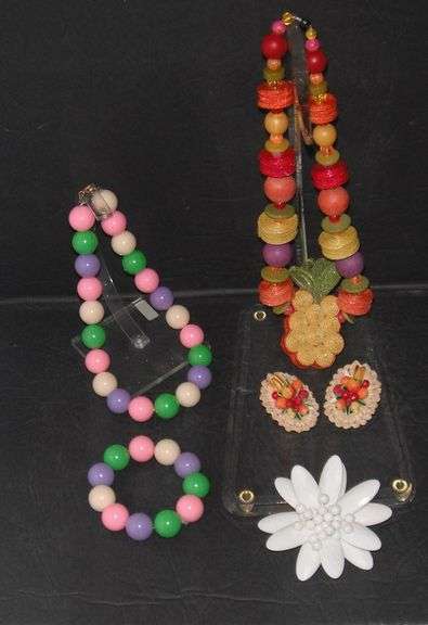 Vntg Jewelry including Dazling TuttiFruitti & Gumball Sets ++