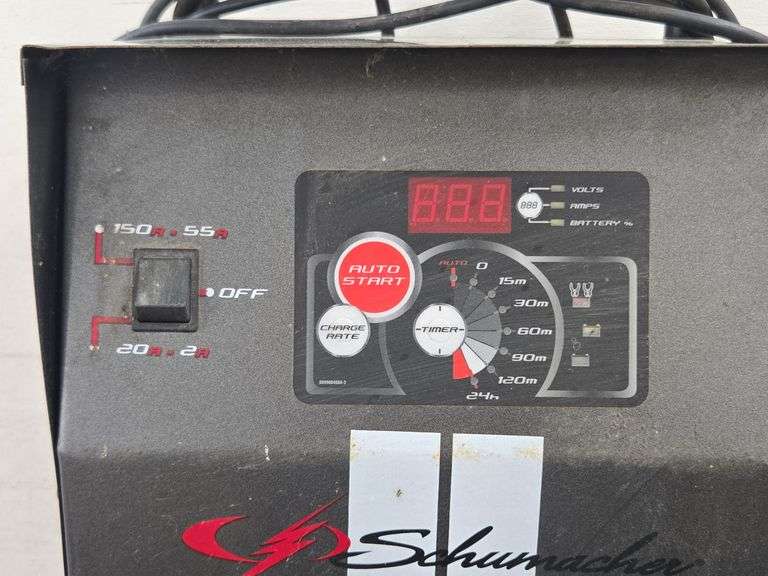 Schumacher Speed Charge Automatic Battery Charger / Engine Starter.