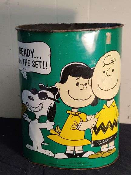Charlie Brown trash can