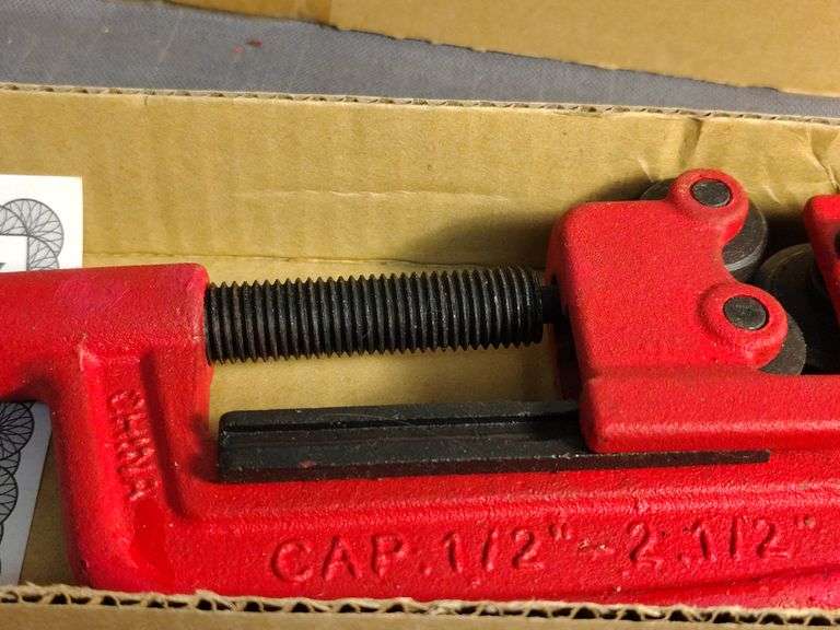 No. 2 Pipe Cutter new in box