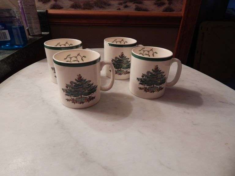4 Spode Christmas Tree Coffee Mugs