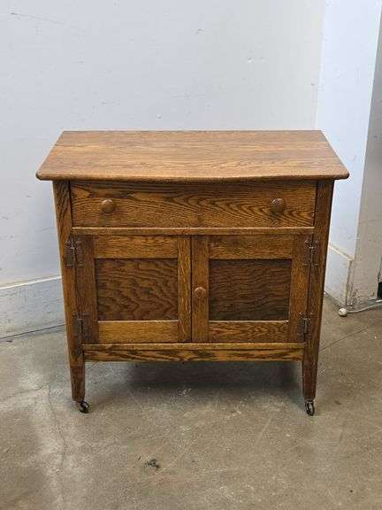 Vintage Wooden Washstand