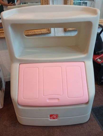 Step 2 toy box