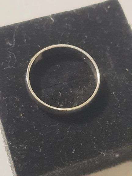 Sz 7.75 sterling silver ring