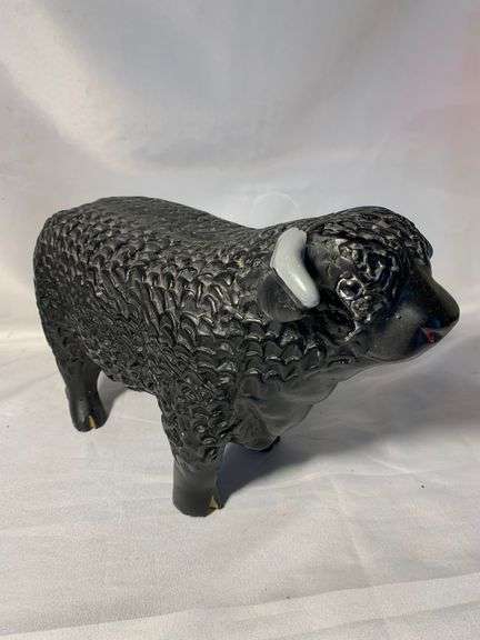 FOLK ART CHALKWARE BLACK ANGUS PAINTED PLASTER BULL BANK PRIMITIVE 1940S
