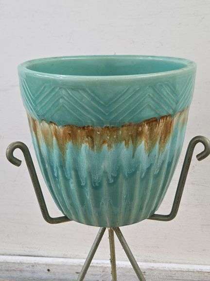 Vintage Roseville Planter with Stand. FR